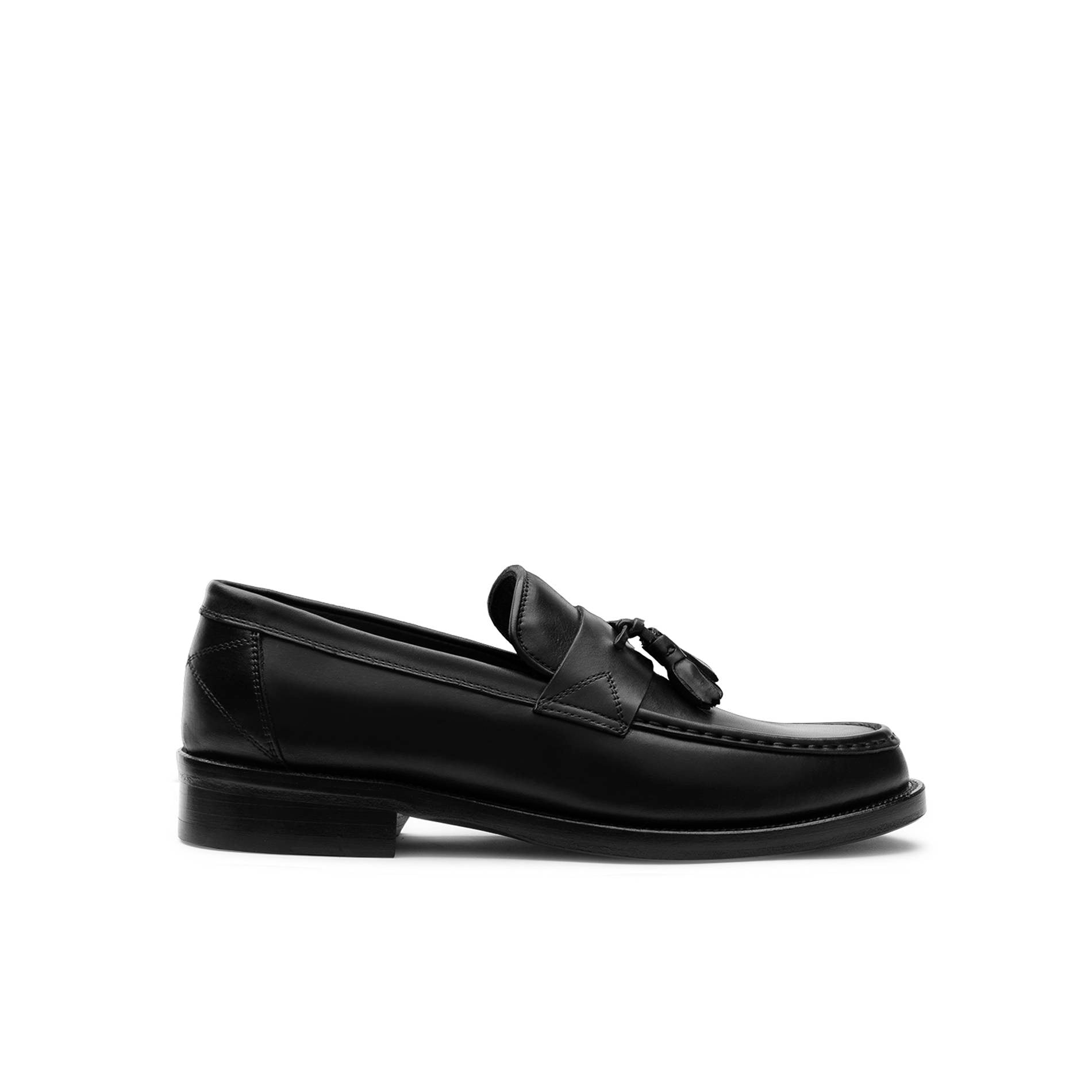 Mario Valentino black leather tassel loafers made in Italy